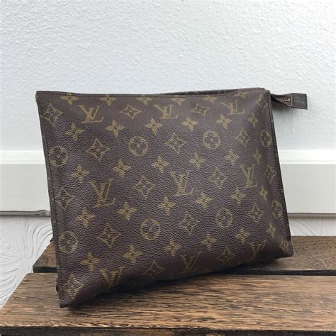 louis vuitton toiletry bag 26|louis vuitton vintage toiletry bag.